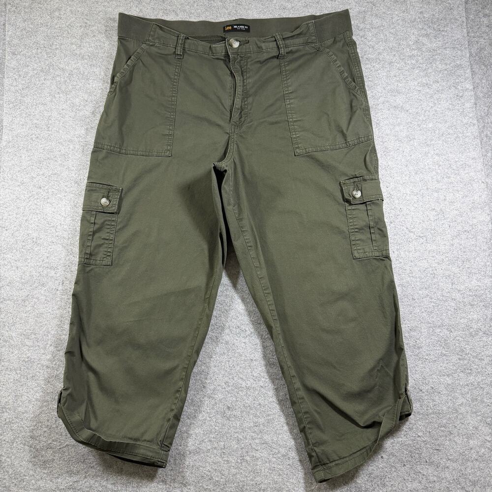 Lee Cargo Pants Womens 16 Medium Olive Green Relaxed Fit Mid Rise Capri Crop